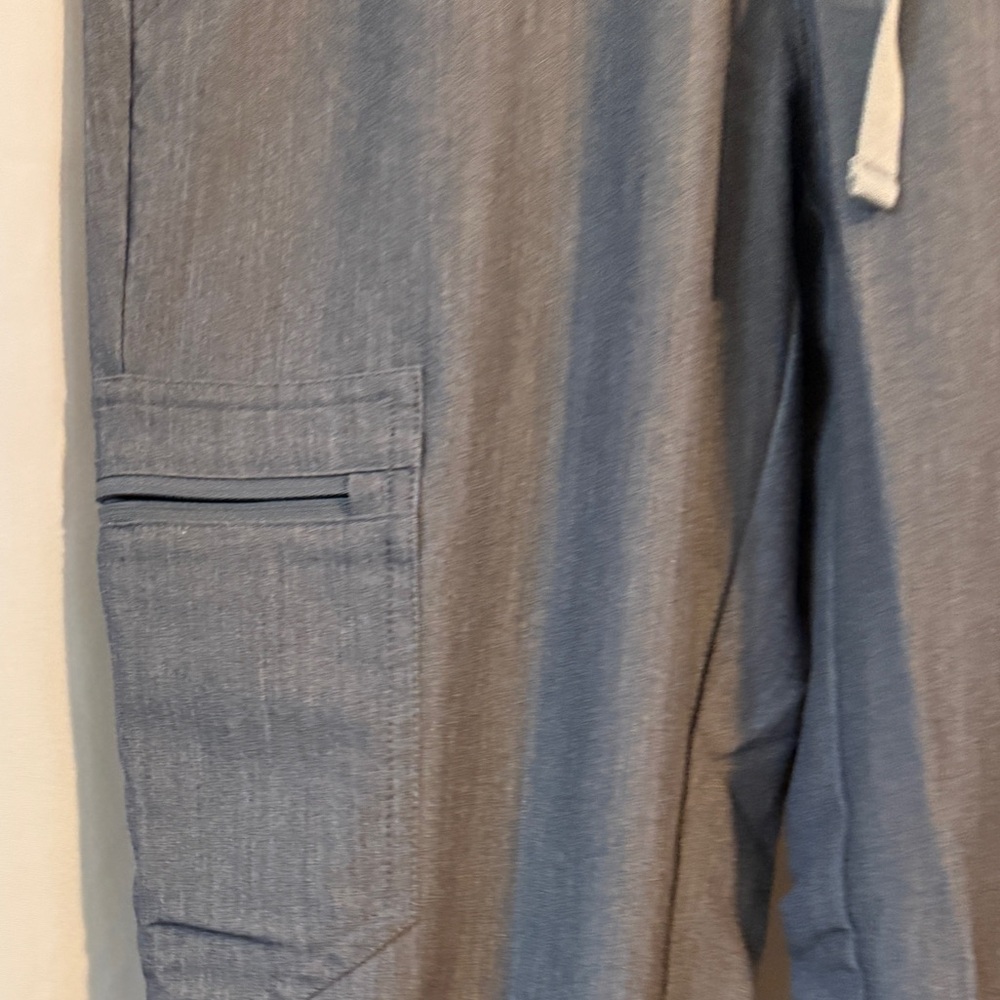 Figs Technical Collection Heather Grey Jogger Scr… - image 3